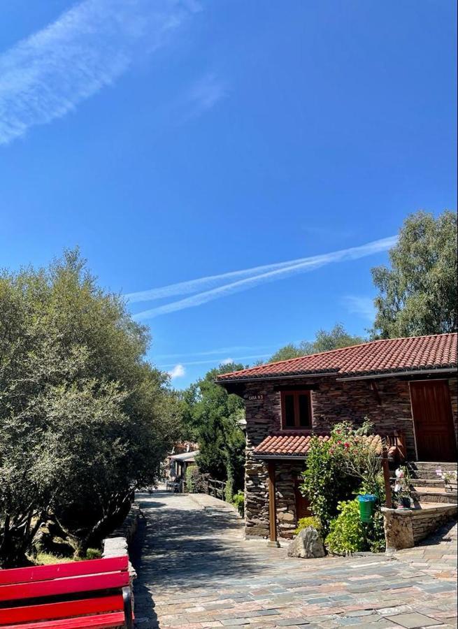 Aldea Couso Rural Hotell Sarreaus Exteriör bild