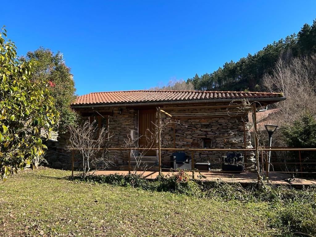 Aldea Couso Rural Hotell Sarreaus Exteriör bild